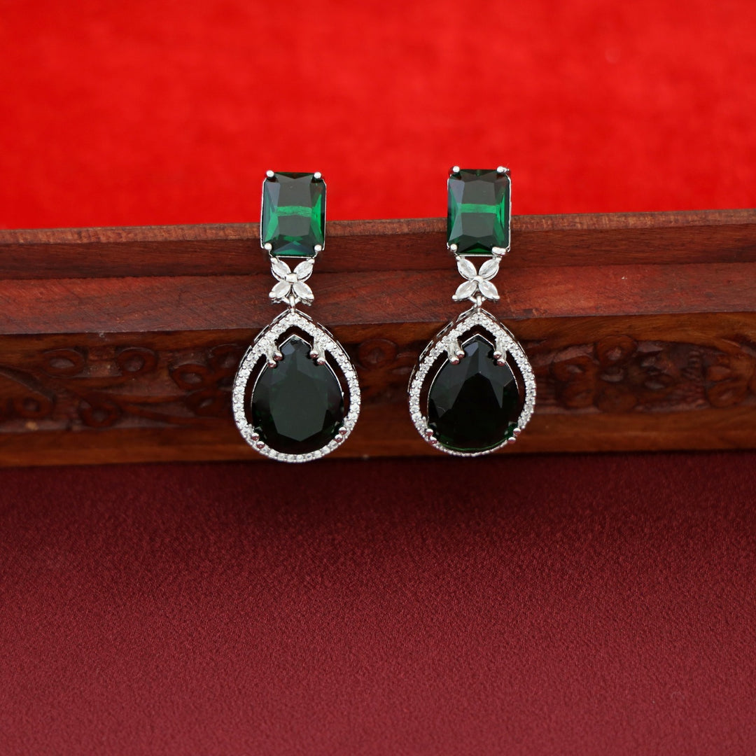 Haiza Drop Claw Glossy Stone Neckpiece With Earring