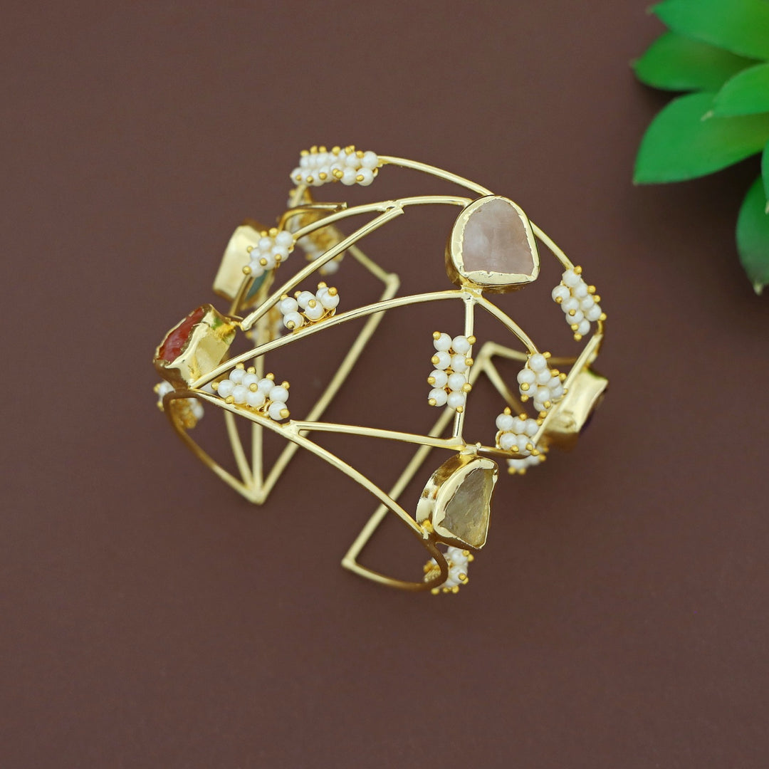 Golden 5 Raw Stone Cluster Pearl Bangle