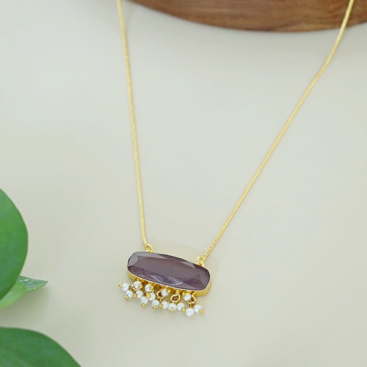 Garima Pearl Neckpiece