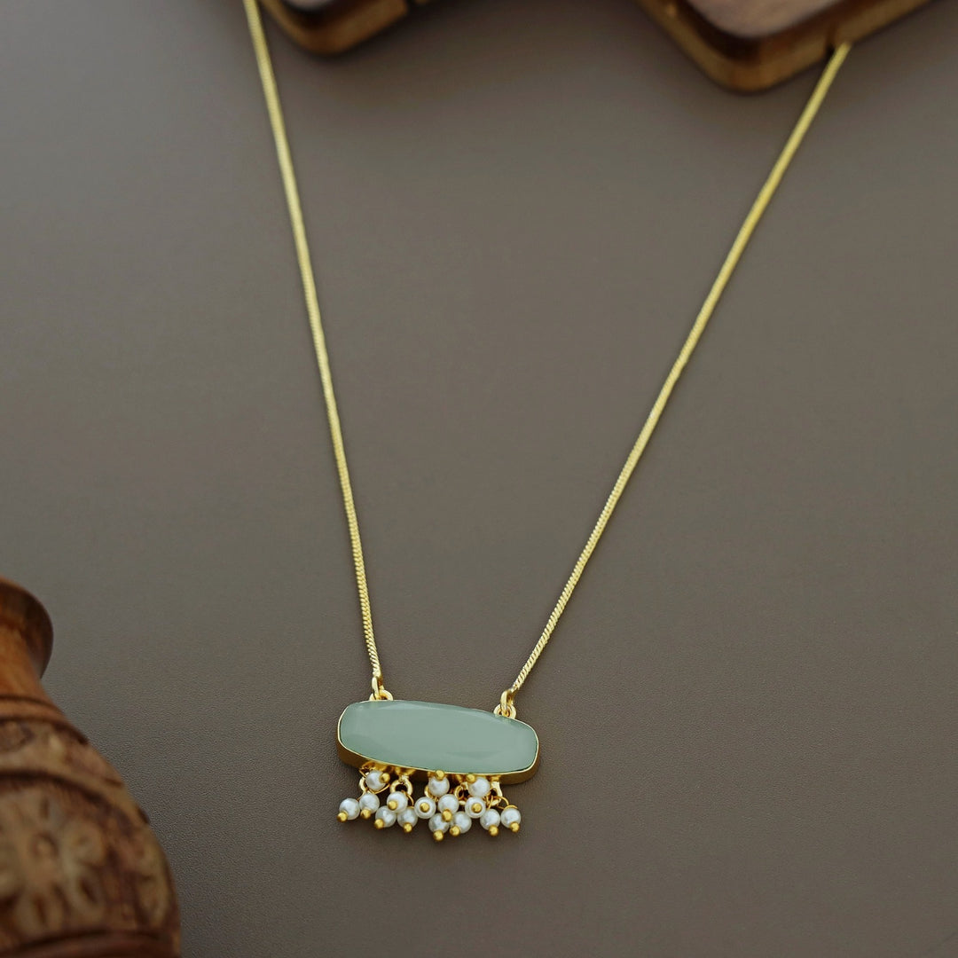 Garima Pearl Neckpiece