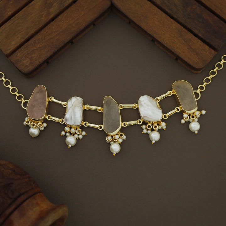 Bethany Raw Stone With Baroque Choker