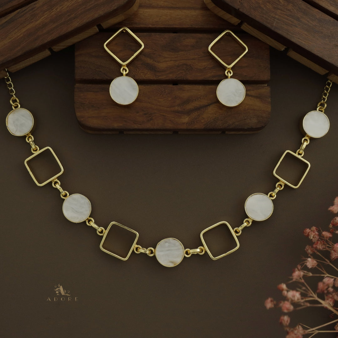 Glossy 4 Square Neckpiece With Earring