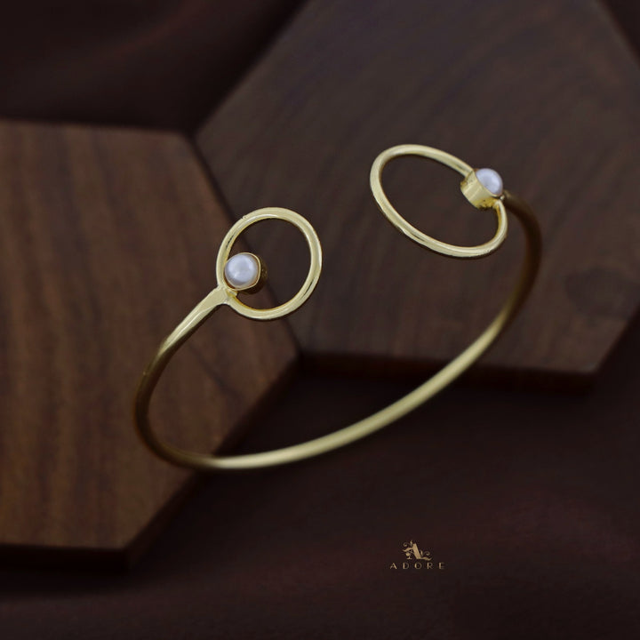 Valma Golden Twin Circle Pearl Bangle