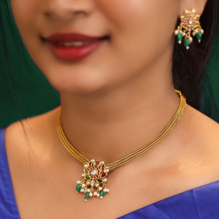 Tara Kemp Stone Pearl Short Neckpiece With Earring