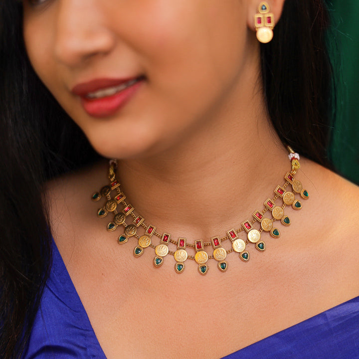 Vedika Kemp Stone Layered Kaashi Neckpiece With Earring