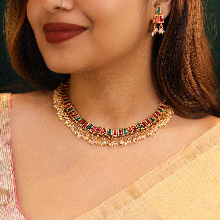 Aadarshini Golden Glossy Rice Pearled Neckpiece With Earring