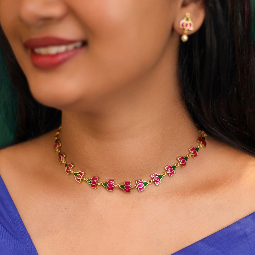 Hema Lotus Neckpiece With Earring