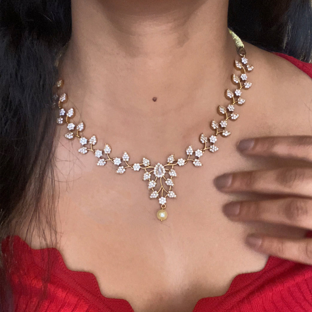 Isha Leafy Pearl Neckpiece With Earring