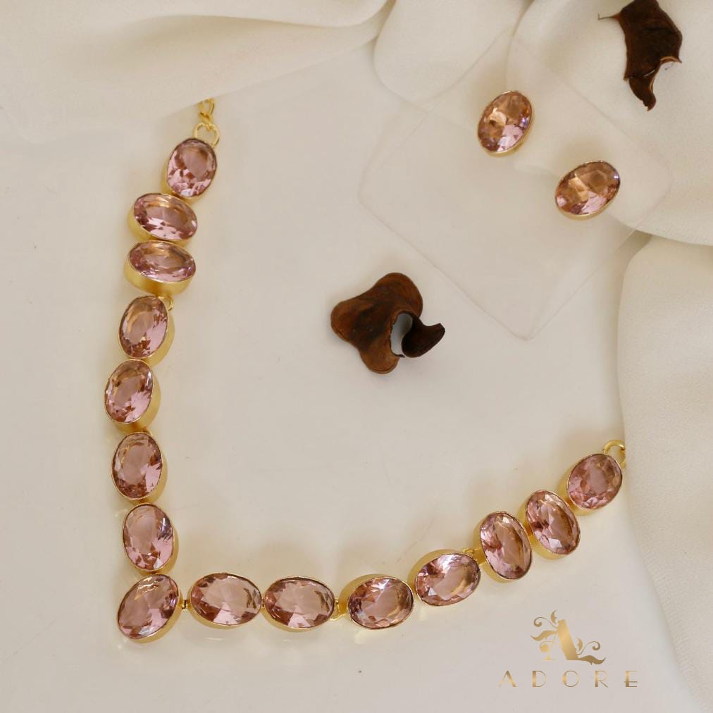 Glam Neckpiece Plus Stud