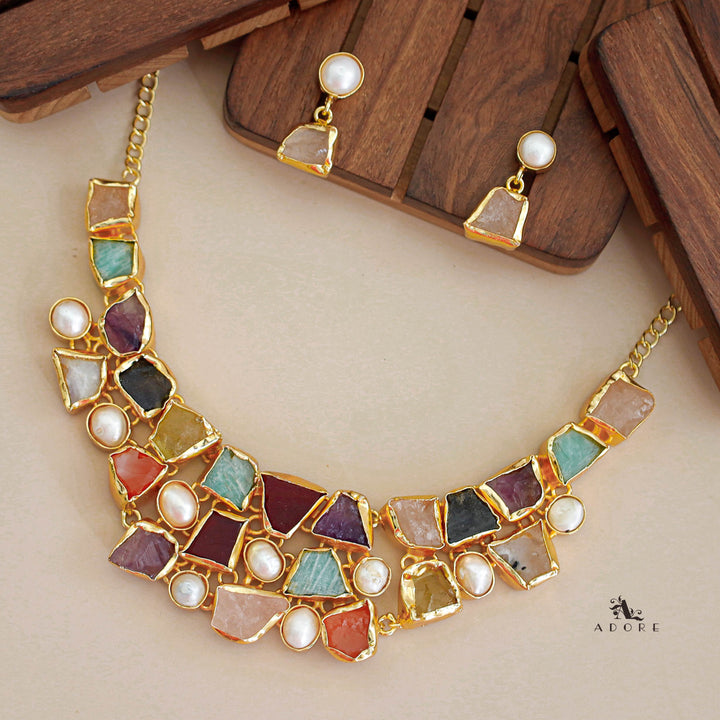 Scarlett Raw Stone + Baroque Neckpiece With Earring