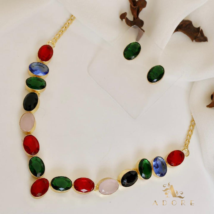 Glam Neckpiece Plus Stud