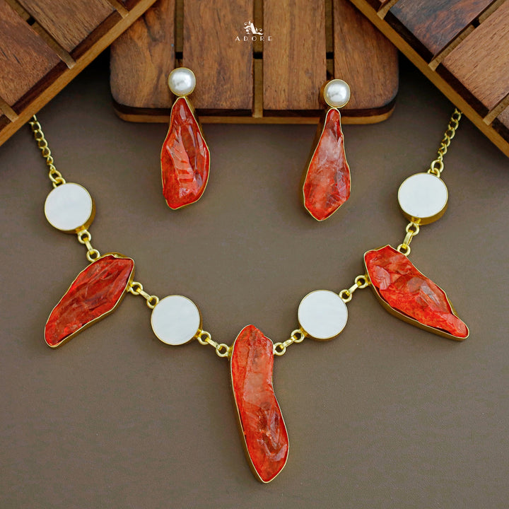Fina MOP Dyed Stone Neckpiece with Earring