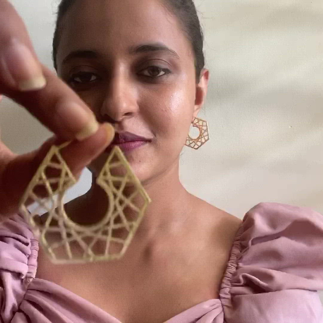 Golden Maze Earring
