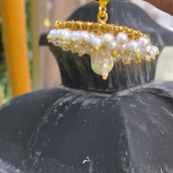 Manviya Top Glossy With Pearl Jhumka