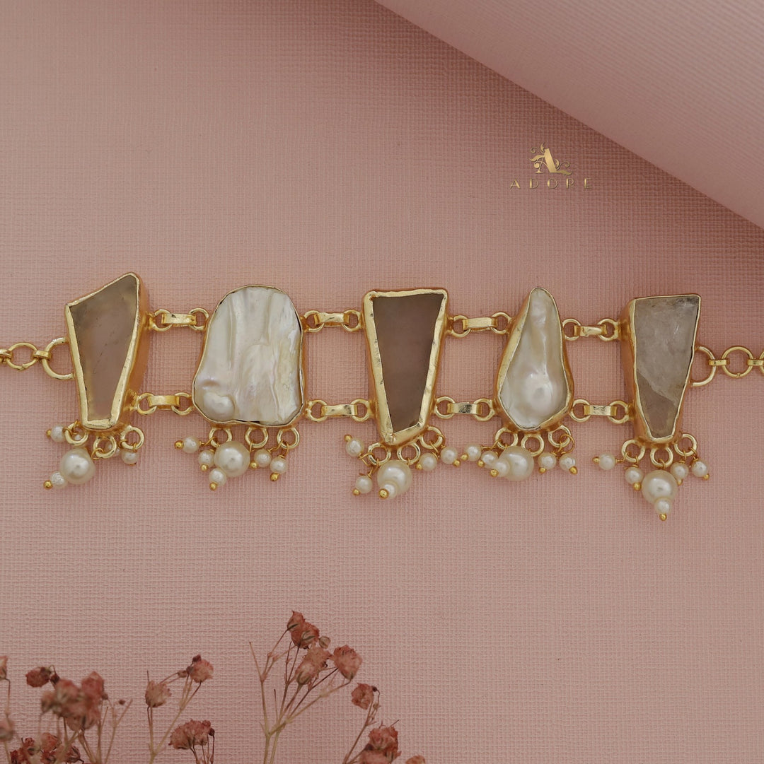 Bethany Raw Stone With Baroque Choker