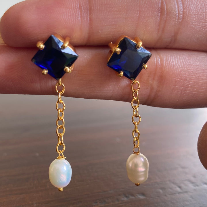 Katrine Pearl Drop Earring