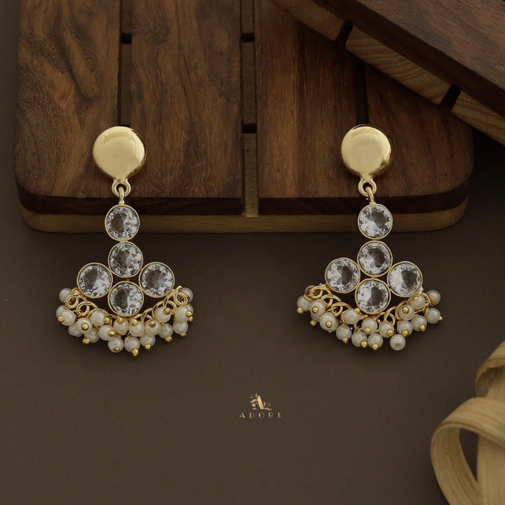 Ilaria Golden Cluster Pearl Earring