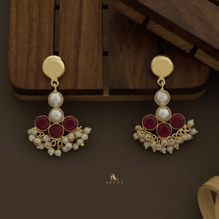 Ilaria Golden Cluster Pearl Earring