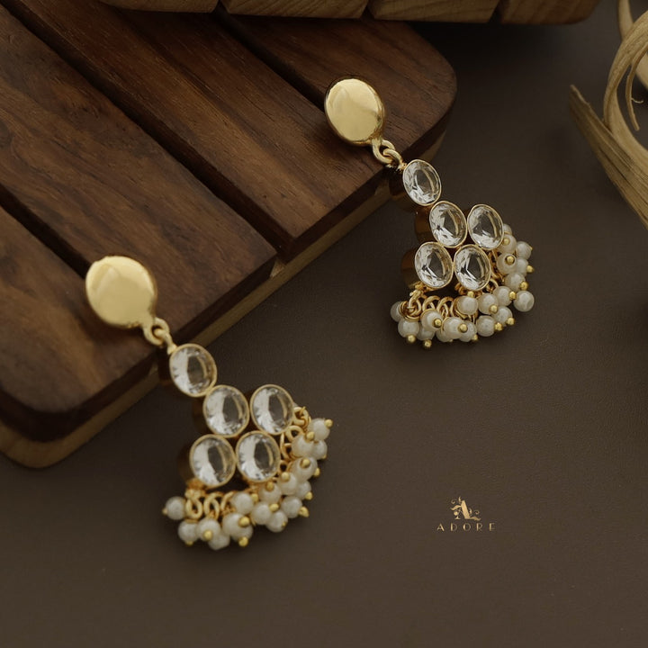 Ilaria Golden Cluster Pearl Earring