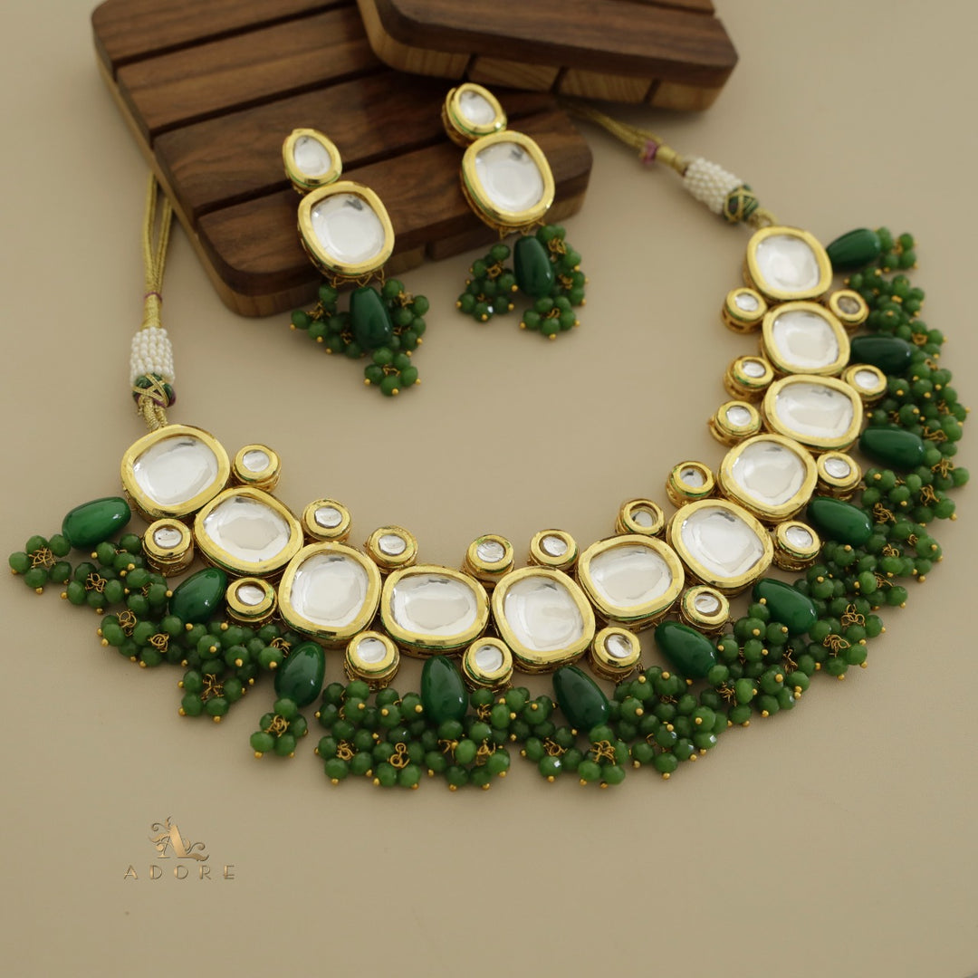 Aahyaana Kundan Choker With Earring