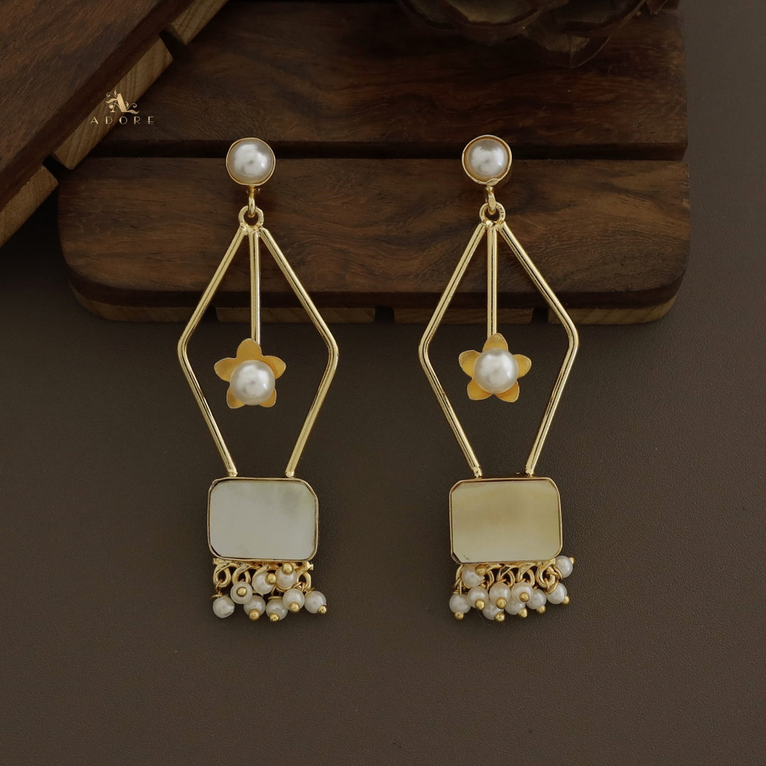 Nuva Flower Diamond Earring