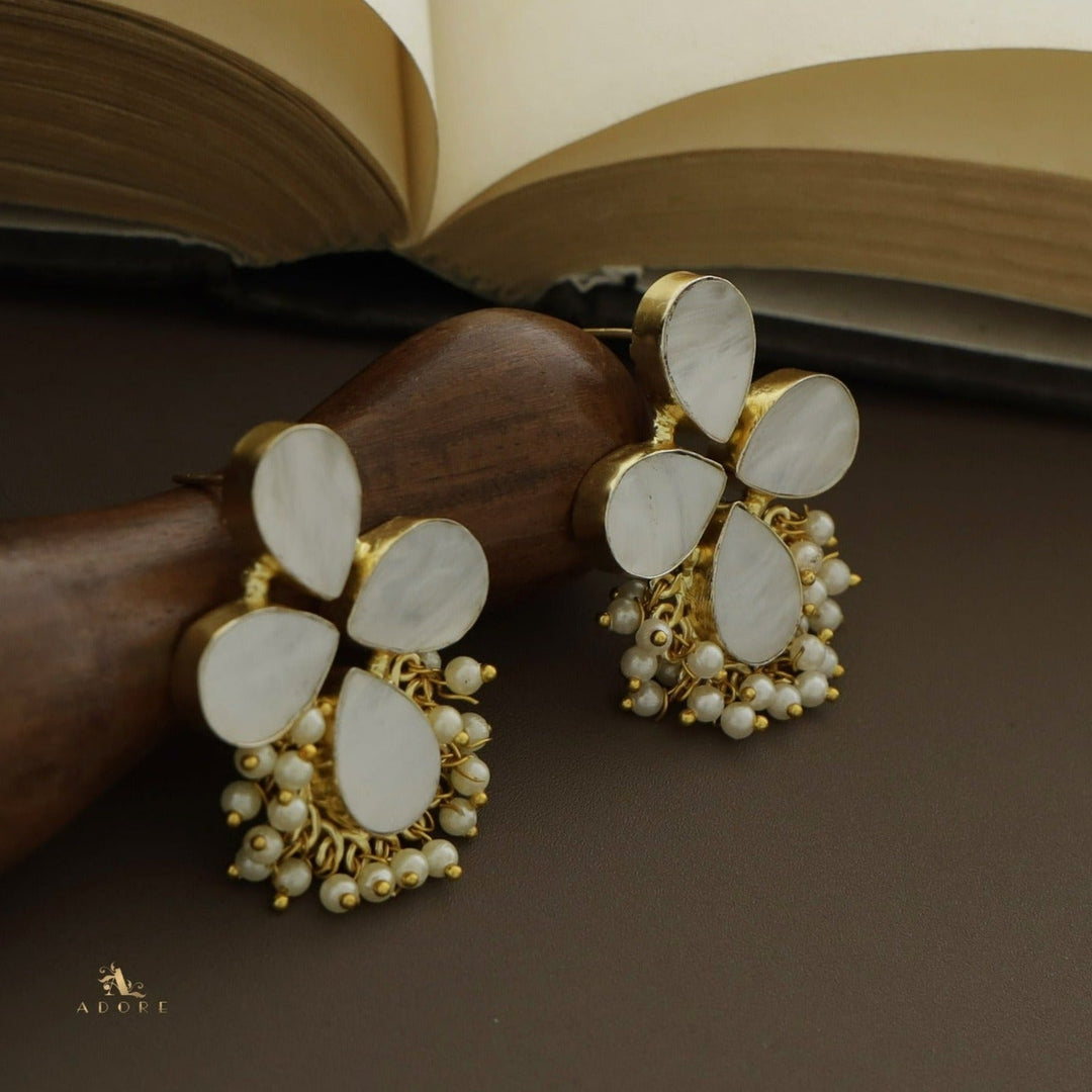 MOP Cluster Pearl Morning Drizzles Earring