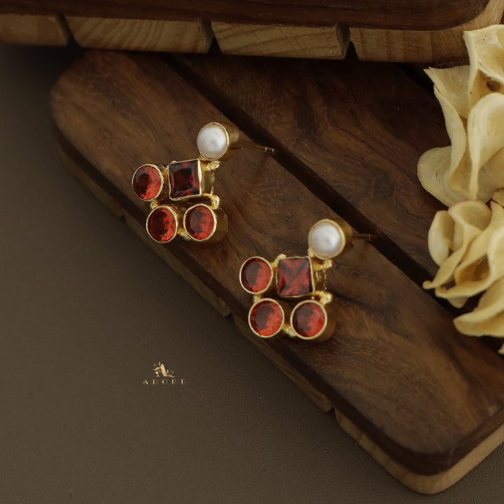 Earl Pearl Glossy Earring