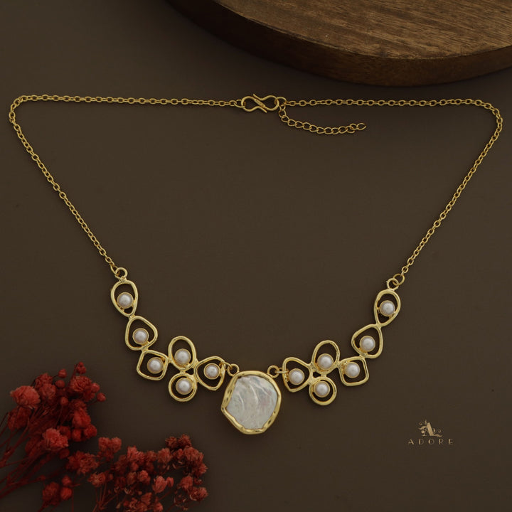 Sabera Baroque Pearl Neckpiece