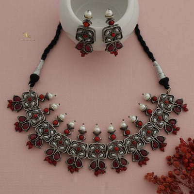 Ruthina Neckpiece With Earring