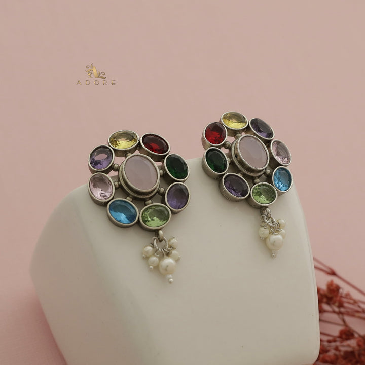Glossy Flower Chakra Pearl Earring