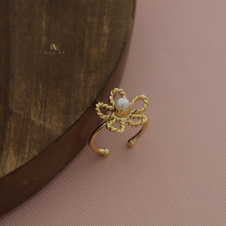 Golden Twisted Pearly Flower Ring