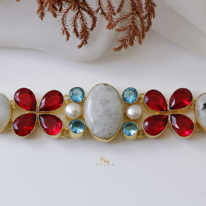 Elaniya Glossy Choker