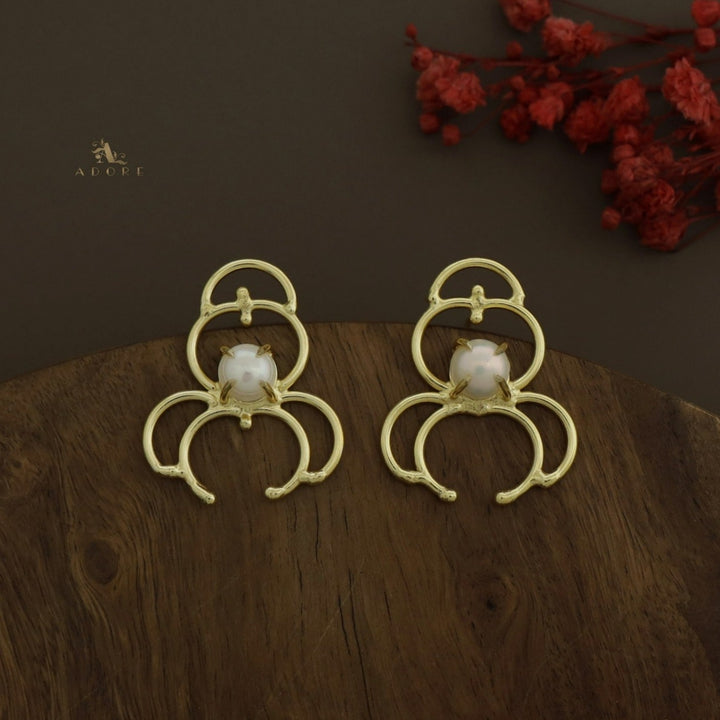 Golden Buggiya Pearl Earring