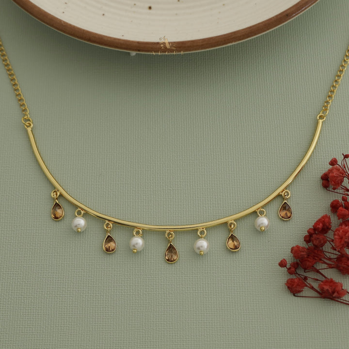 Drop Of Spring Pearl Neckpiece / Neck Cuff