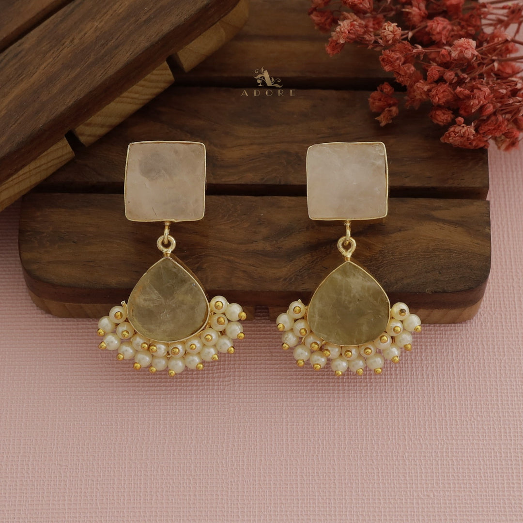 Lowena Raw Stone Cluster Pearl Earring