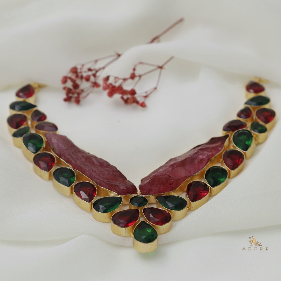 Daesyn Neckpiece