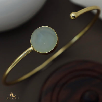 Ainoha Front Open Bangle