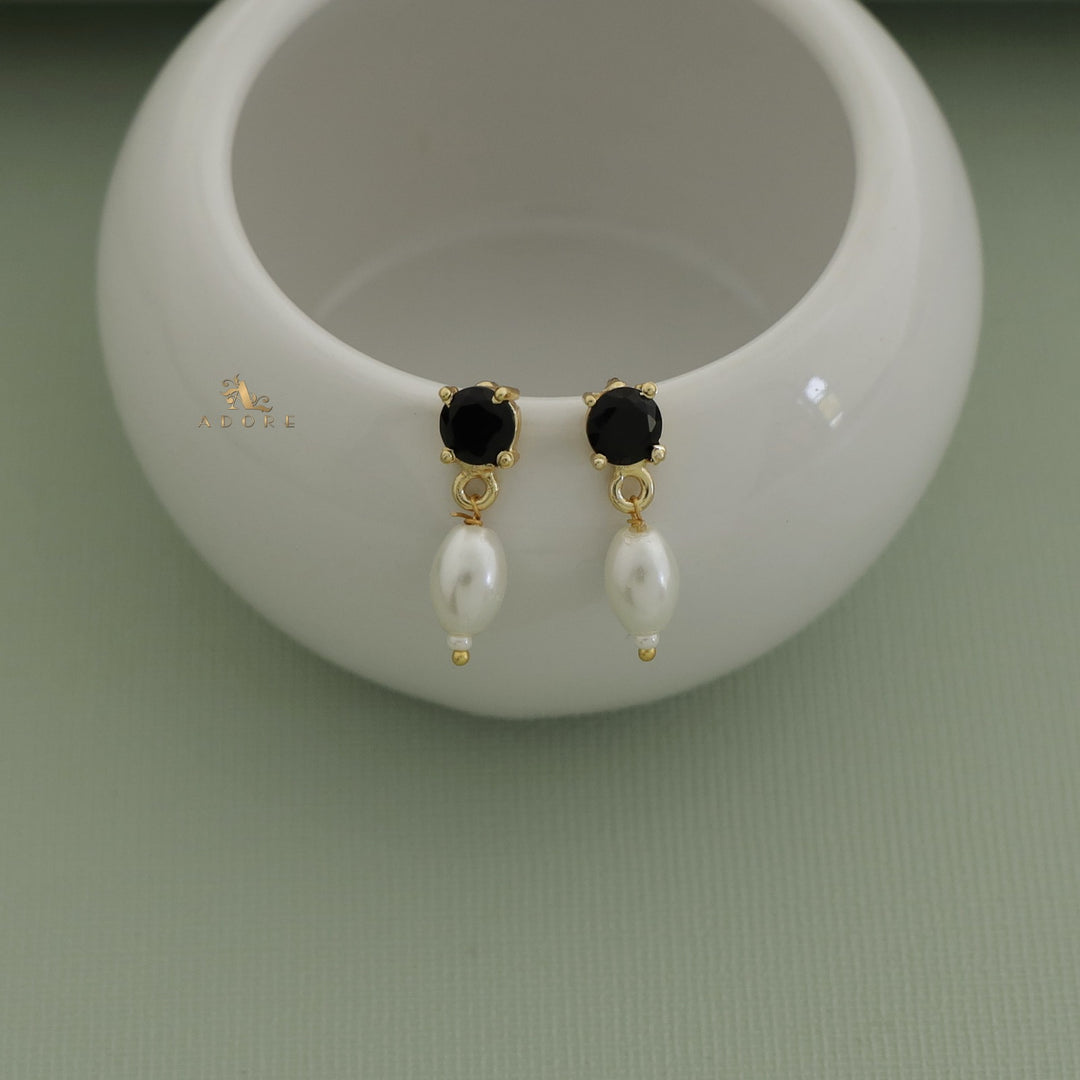 Romella Glossy Round Pearl Earring