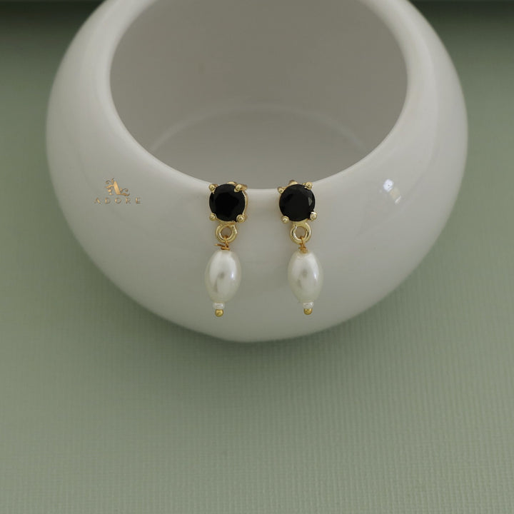 Romella Glossy Round Pearl Earring