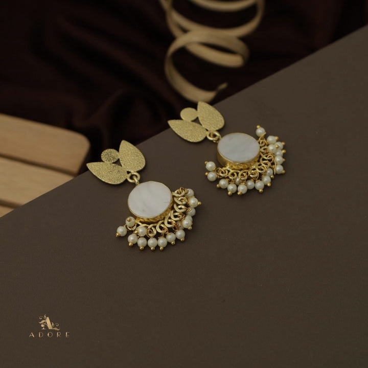 Dual Leaf MOP Cluster Pearl Earring