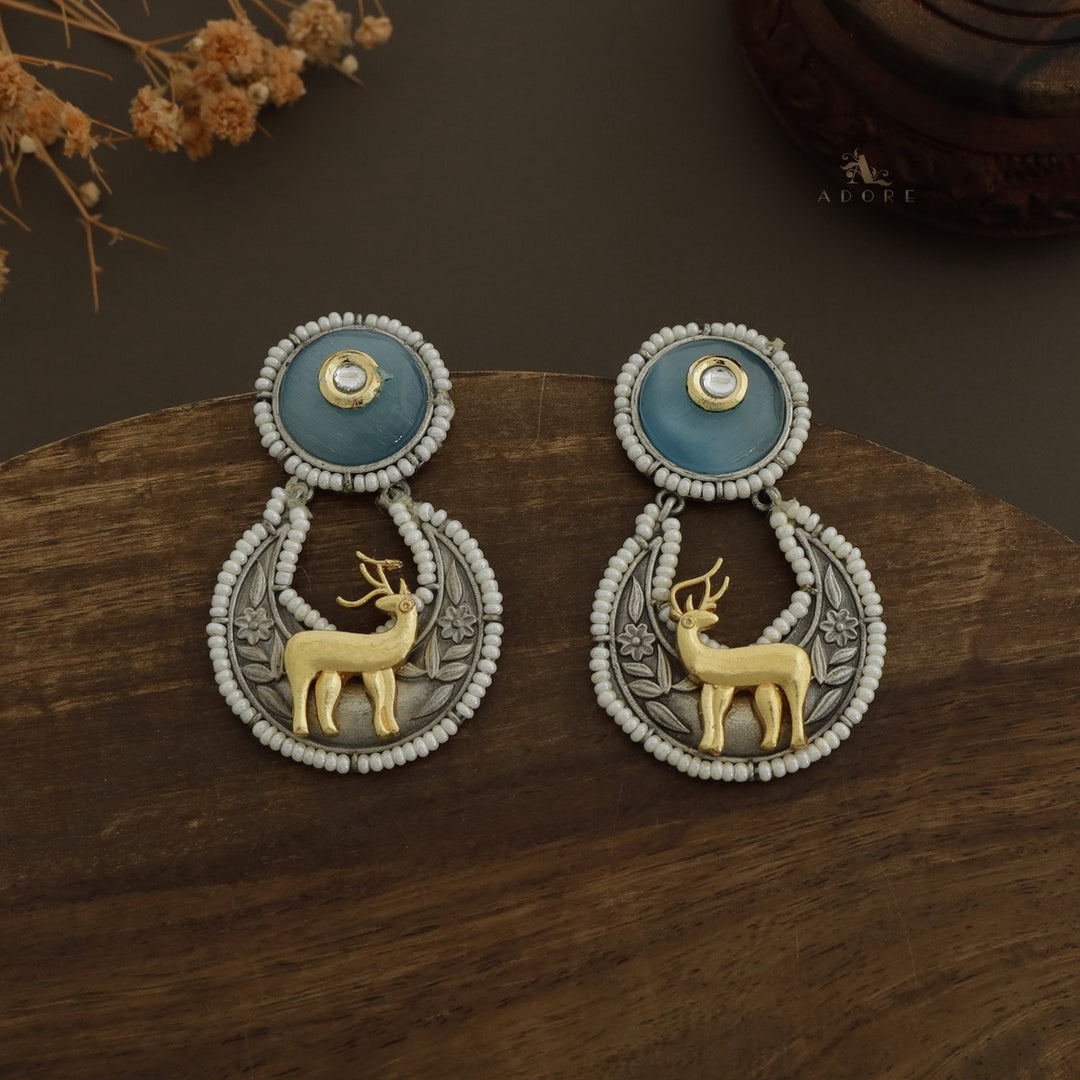Pearly Crescent Golden Deer Earring