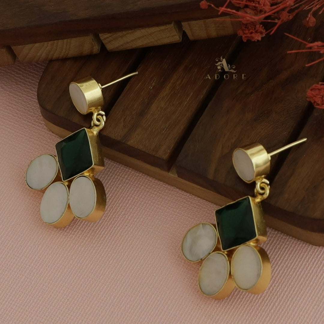 Basila Tri Shape MOP + Glossy  Earring
