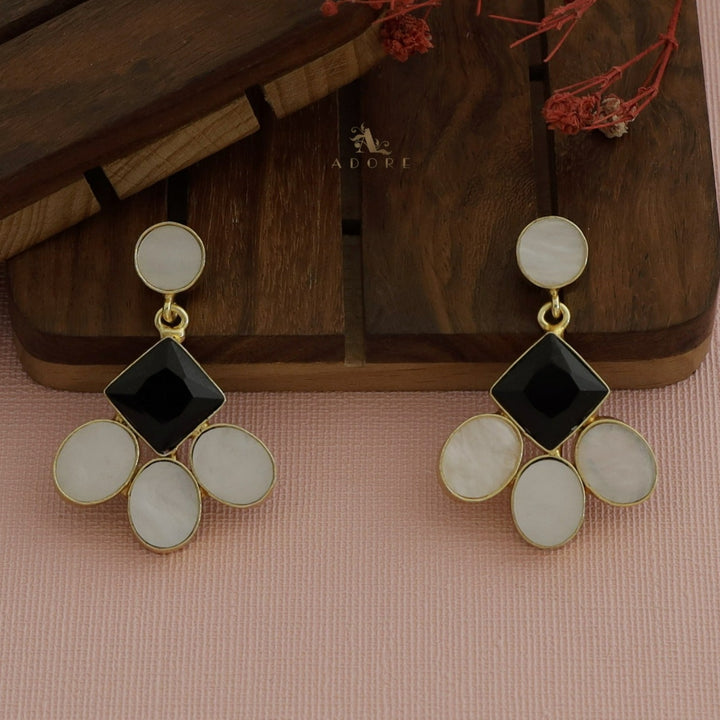 Basila Tri Shape MOP + Glossy  Earring