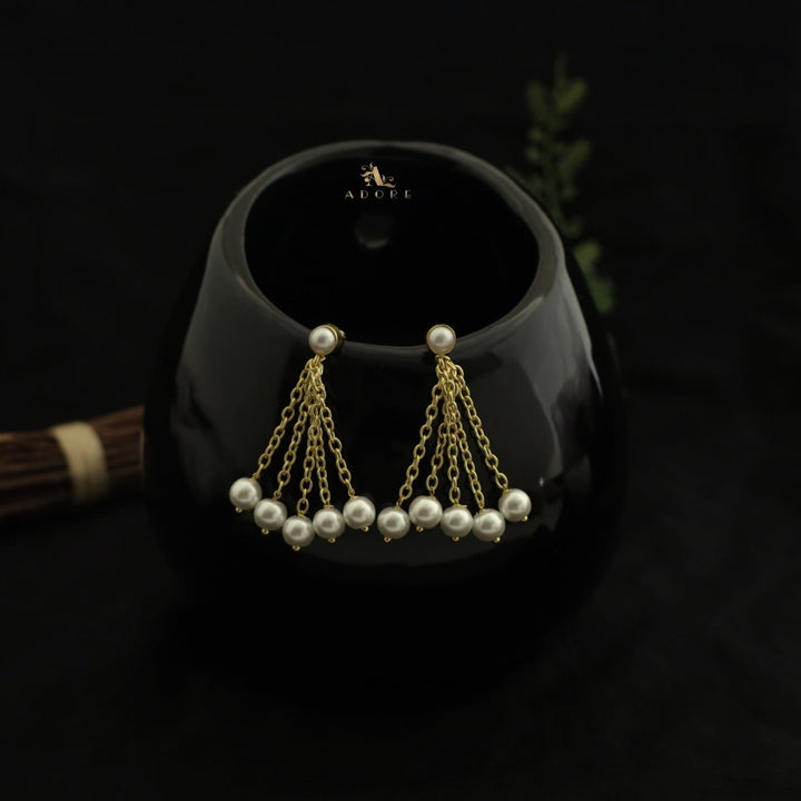 Pearly Chainy Pearls Earring