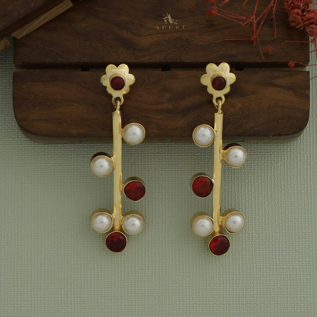 Anora Glossy Flower Stick Pearl Earring
