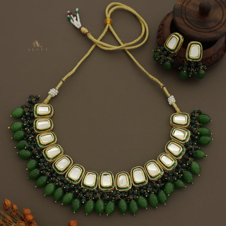 Shivaprabha Kundan Neckpiece With Earring