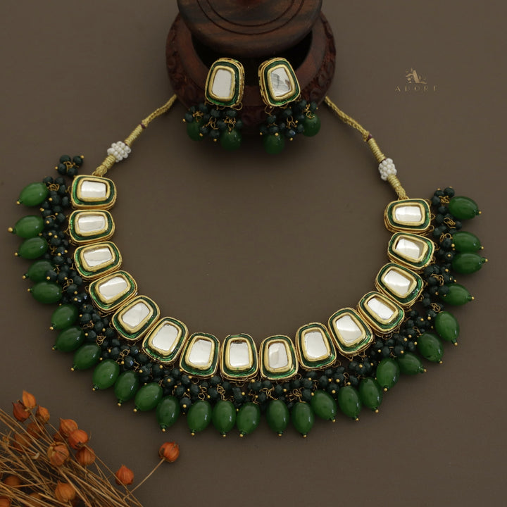 Shivaprabha Kundan Neckpiece With Earring