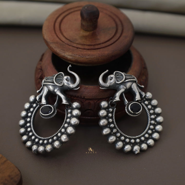 Gaja Antique Glossy Earring