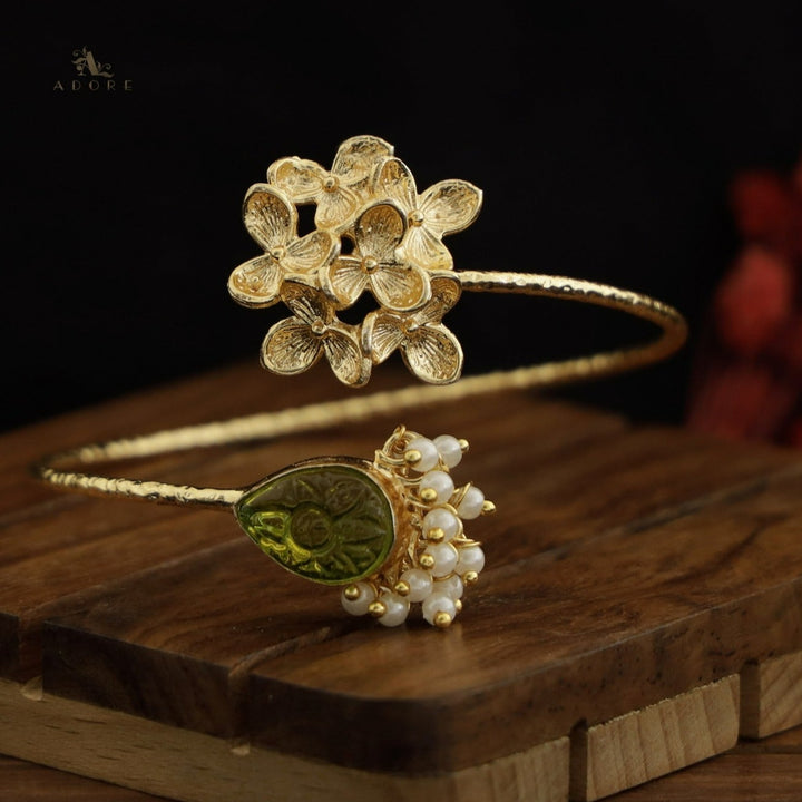 Textured Cluster Flower Carved Drop Pearly Bangle