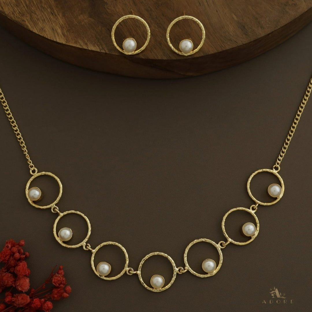 Pearly Kemia Textured Circle Choker / Short Neckpiece With Earring